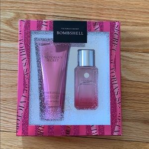 Victoria’s Secret Bombshell Set